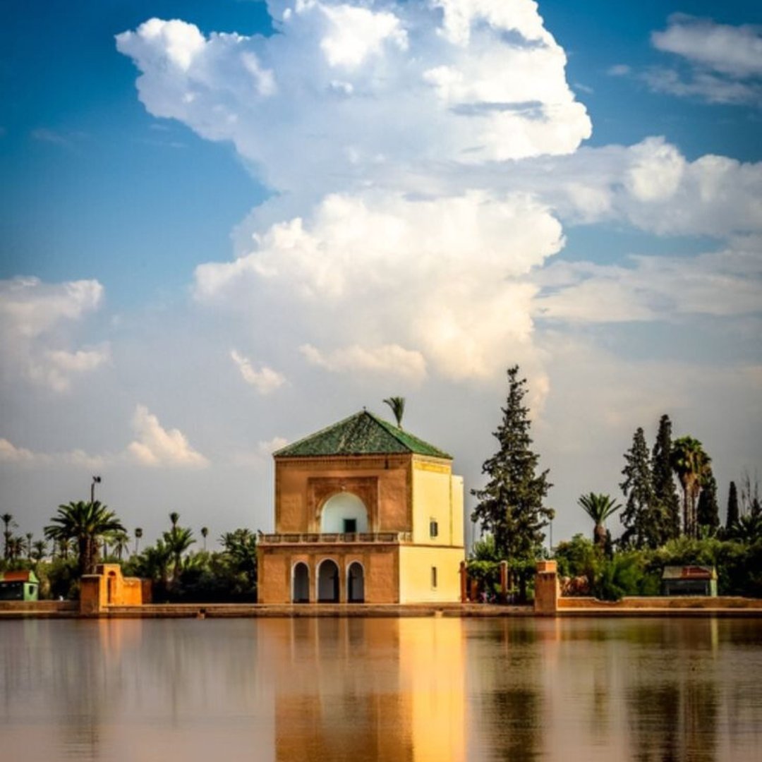 Jardin de la Ménara à Marrakech : havre de paix aux pieds de l’Atlas